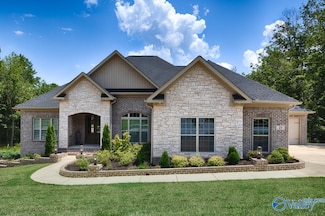 21 Scenic Loop Rd SE, Huntsville, AL 35803