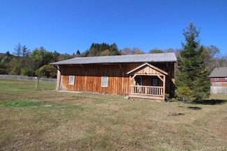 13 Creamery Rd, Livingston Manor, NY 12758