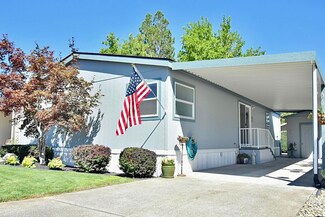 431 Whispering Willow Dr, Grants Pass, OR 97527