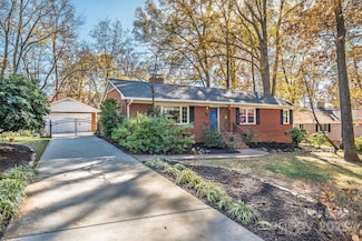 1318 Woodland Dr, Charlotte, NC 28205