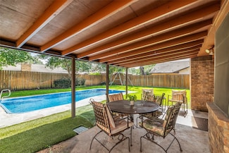 16622 Ben Nevis Dr, Houston, TX 77084