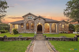 5310 River Oaks Dr, New Braunfels, TX 78132