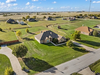 282 Heather Ln, Decatur, TX 76234