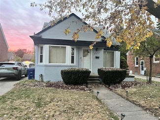 9979 Berwyn, Redford, MI 48239