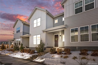 8055 Navajo River Loop Unit B, Littleton, CO 80125