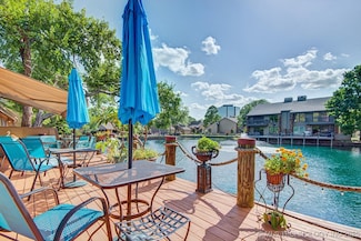 5910 S Atlanta Place Unit 2, Tulsa, OK 74105