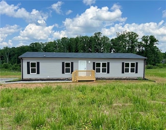 188 Trivette Rd, Harmony, NC 28634