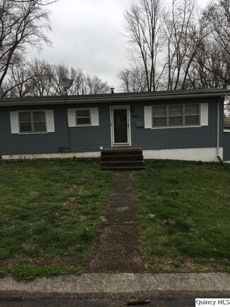 413 Leach Ave, Palmyra, MO 63461