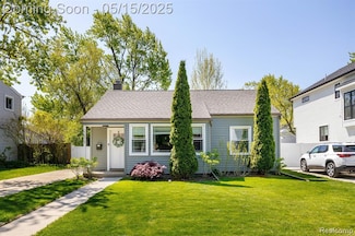 1673 Eaton Rd, Berkley, MI 48072