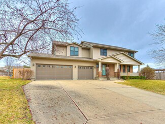 6805 Jules Verne Ct, Johnston, IA 50131