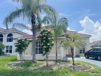 1320 NW 185th Ave, Pembroke Pines, FL 33029
