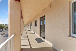 3915 Lake Bayshore Dr Unit 306, Bradenton, FL 34205