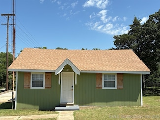 2946 Texas St, Healdton, OK 73438