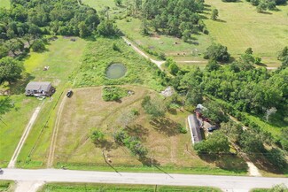 7116 County Road 171, Alvin, TX 77511