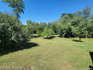 VL Spencer Rd, Brighton, MI 48114