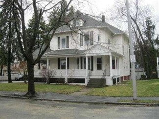 37 Shattuck St, Worcester, MA 01605