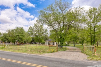 24370 Trumbo Rd, San Antonio, TX 78264