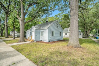 3237 Jefferson St, Muskegon, MI 49444