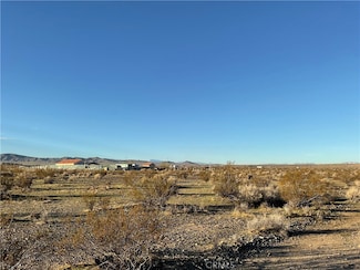 2 Buffalo Trail, Helendale, CA 92342