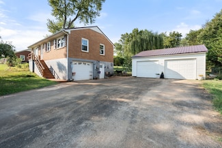 314 Avon St, Lawrenceburg, TN 38464