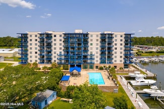 4425 Arendell St Unit 102, Morehead City, NC 28557