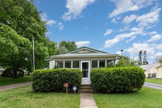 213 Railroad St, Concord, MI 49237