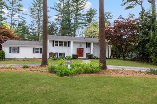 12 Red Maple Rd, Coventry, RI 02816