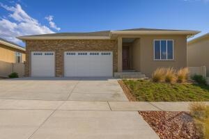 1914 Cuchara Dr, Pueblo, CO 81001