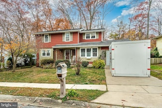 112 Woodring Ln, Newark, DE 19702