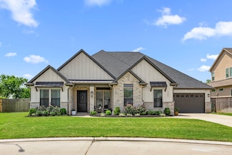3207 Whispering Pecans Dr, Fulshear, TX 77441