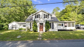 608 Black Plain Rd, North Smithfield, RI 02896