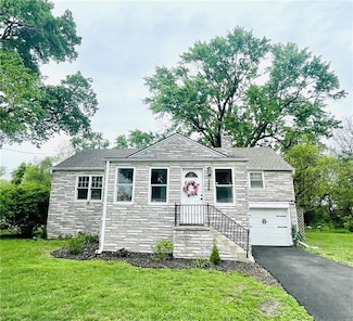 336 E Park St, Olathe, KS 66061