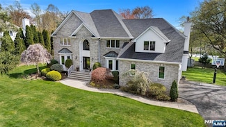 663 Blue Hill Rd, Rivervale, NJ 07675