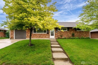 5692 Traymore Dr, Dayton, OH 45424
