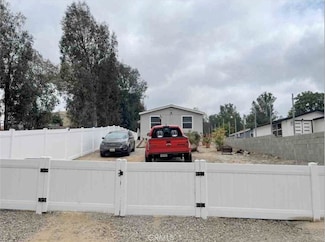 18040 Eucalyptus Ave, Lake Elsinore, CA 92532