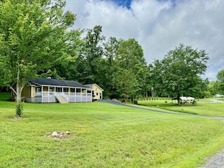 1451 Eagle Mountain Rd, Hiawassee, GA 30546