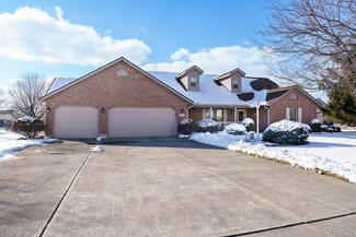 1075 Winston Ln, Tipp City, OH 45371