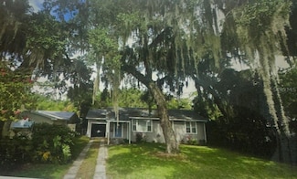 1308 Live Oak St, New Smyrna Beach, FL 32168