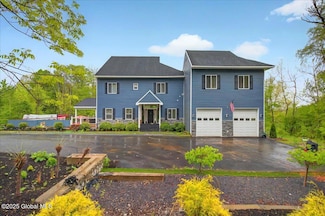 14 Calvin Cole Rd, Stephentown, NY 12169
