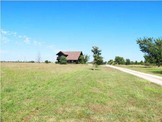11510 SW Highway 254, Towanda, KS 67144
