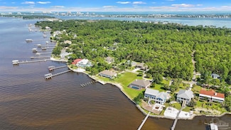5452 N Shore Rd, Pensacola, FL 32507