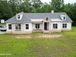 34 Acorn Dr, Lexington, TN 38351