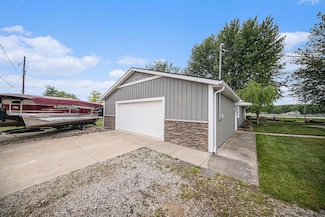329 Pamela Cir, Brooklyn, MI 49230