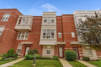 3210 N Kilbourn Ave Unit 3, Chicago, IL 60641