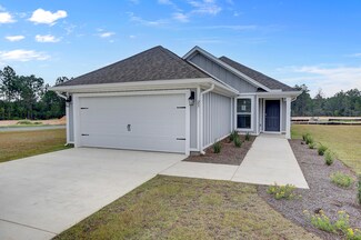 156 Sweet Blossom Bend, Freeport, FL 32439