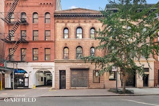 180 E 73rd St, New York, NY 10021