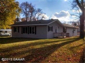 622 Johnson St NW, Evansville, MN 56326