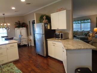 6826 Cranberry Dr, New Port Richey, FL 34653