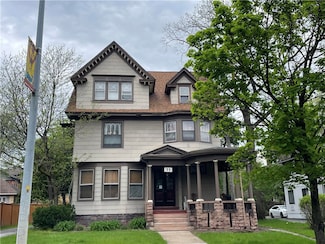 31 Goodman St N Unit 3, Rochester, NY 14607
