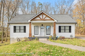 615 Ramble Way, Leslie, MI 49251